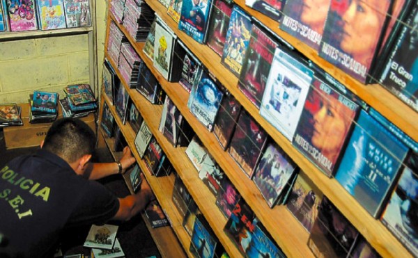 Piratería, un jugoso negocio sin control