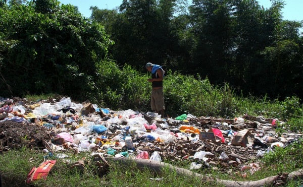 Botaderos clandestinos de basura de La Lima afectan aeropuerto
