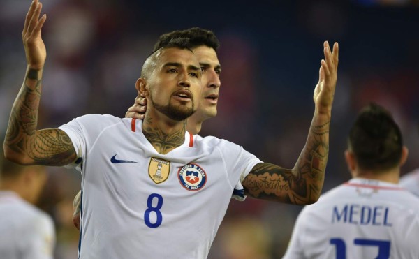 Chile logró polémico triunfo sobre la hora ante Bolivia