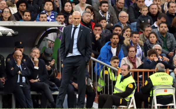 Zidane no descarta fichajes para el Real Madrid