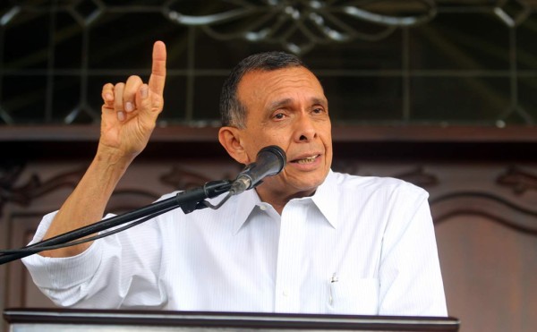 Fiscalía investigará a figuras públicas señaladas por 'el cachiro' en EUA