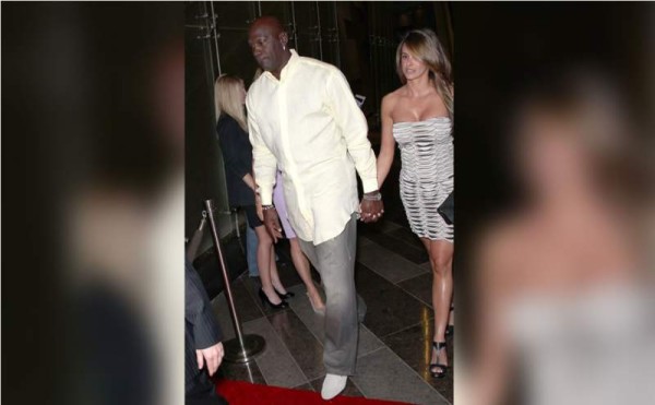 Michael Jordan (54) e Yvette Prieto (38).