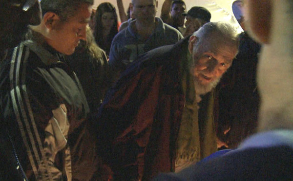 Fidel Castro reaparece en público tras ausencia de nueve meses