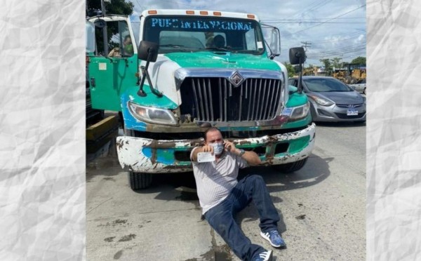 Compraba medicinas para su hermana y grúa casi se lleva su carro en San Pedro Sula