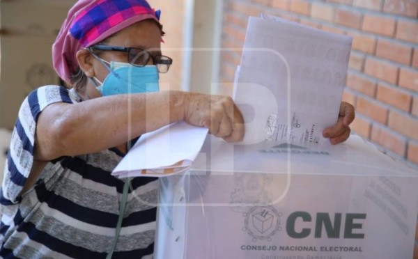 Misión de observadores dice que elecciones fueron transparentes y sin incidencias