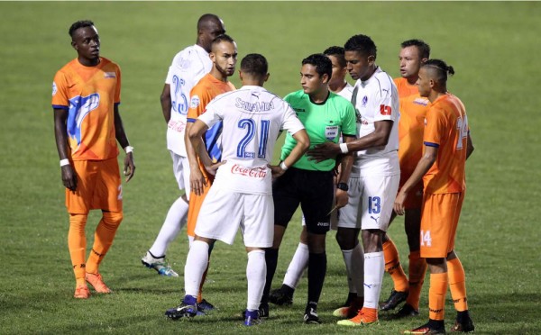 Se suspende el partido del repechaje entre UPN y Olimpia