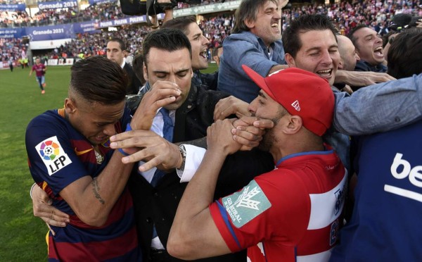 Neymar fue agredido por un aficionado en el campo del Granada