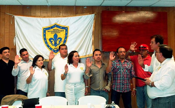 Nasralla: 'estamos luchando contra una dictadura moderna'