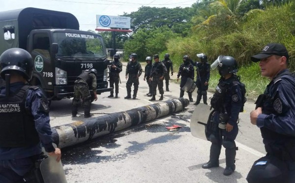 Despejan vías tomadas por manifestantes en Honduras