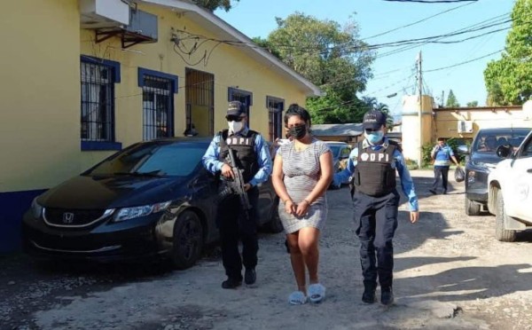 Mujer hondureña es acusada de engañar a niñas para explotarlas sexualmente