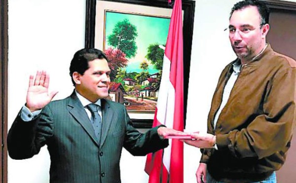 El CCEPL nombra tribunal para evaluar diputados