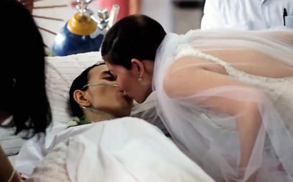 Joven con cáncer terminal muere después de casarse