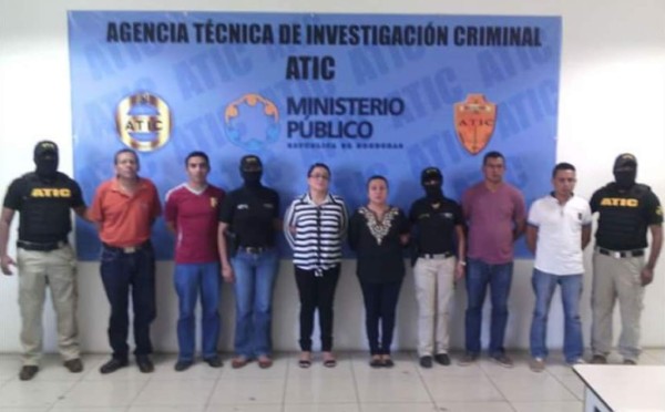 Se defenderán en libertad los acusados de enterrar medicamentos