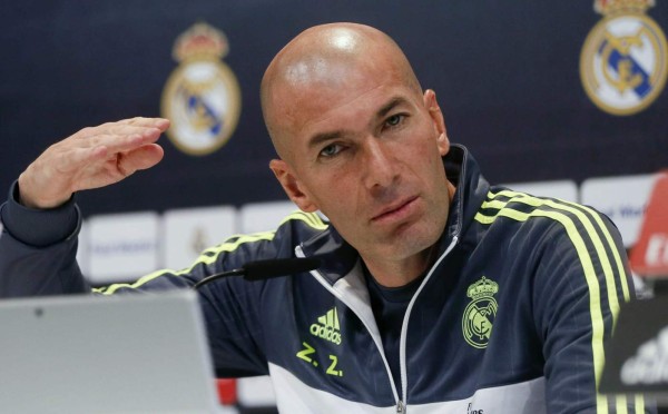 Zidane: 'Me molesta los rumores sobre James'