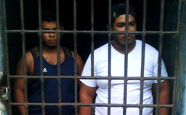 Detienen en El Progreso a tres hombres con supuesta marihuana