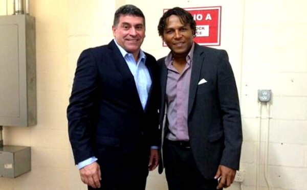 Univisión recluta al hondureño Carlos Pavón para el Mundial de Brasil