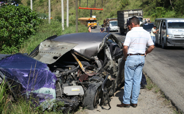 Agente Cobra se salva de morir en accidente en San Pedro Sula