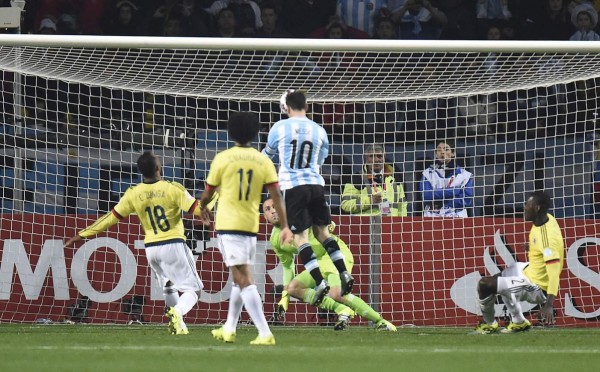 VIDEO: David Ospina y la sensacional tapada a Messi