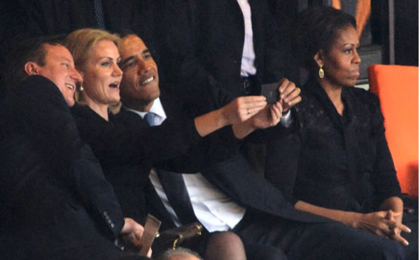 Michelle interrumpe rato ameno de Obama con ministra de Dinamarca