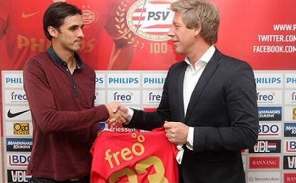 Tico Bryan Ruiz es fichado por el PSV Eindhoven de Holanda