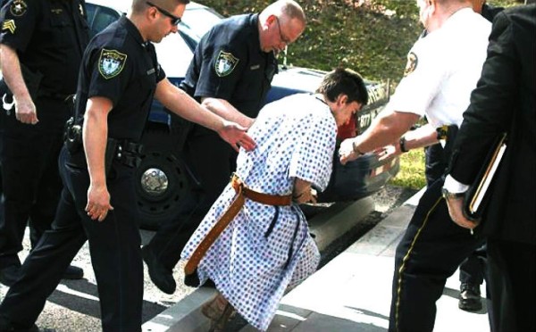 Joven que atacó con cuchillos no tiene problemas mentales