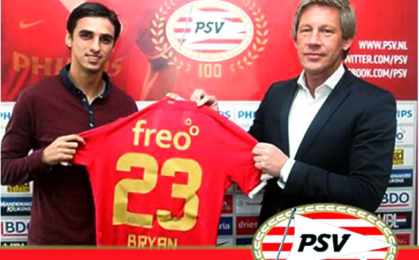 Tico Bryan Ruiz es fichado por el PSV Eindhoven de Holanda