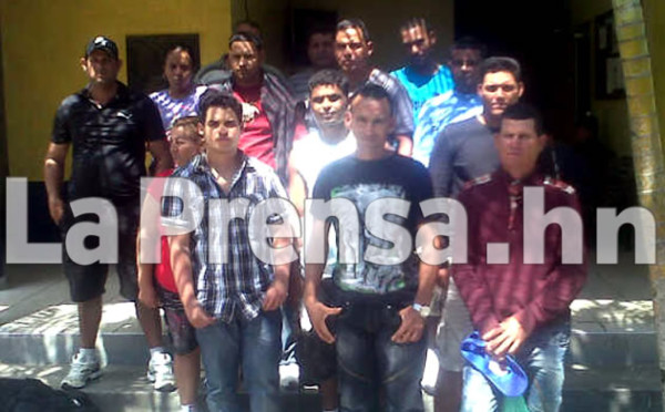 Detienen en occidente de Honduras a otros 14 cubanos