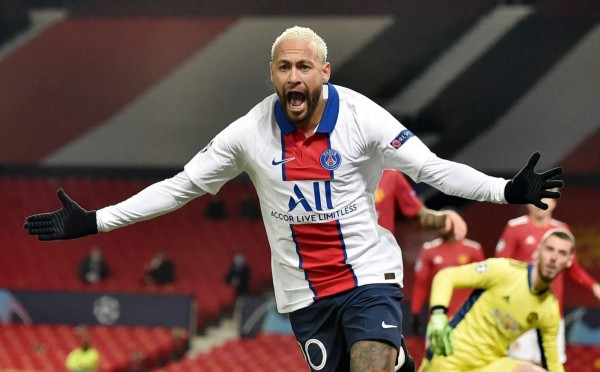 Neymar lideró la victoria del PSG en Old Trafford contra el Manchester United. Foto EFE