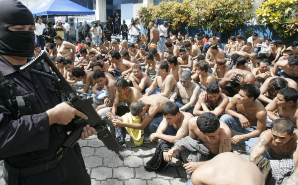Salvadoreños creen que tregua entre maras fracasó