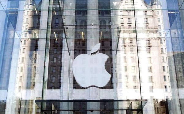 Apple lanza un iMac básico por 1,099 dólares