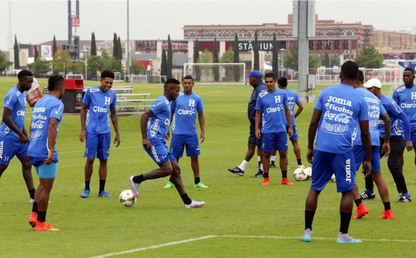 Honduras entrena en Dallas pensando en EUA