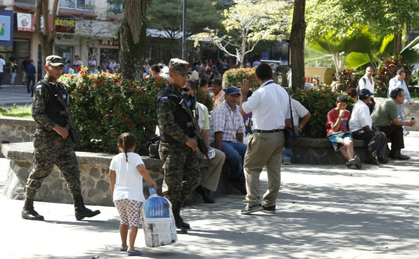 Unos 1,200 agentes vigilan la ciudad de San Pedro Sula