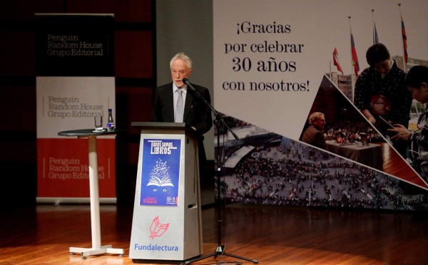 Coetzee pide un trato digno para los animales en la Feria del Libro de Bogotá