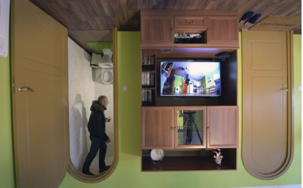 Casa 'del revés' se convierte en atracción turística