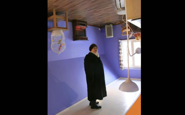 Casa 'del revés' se convierte en atracción turística