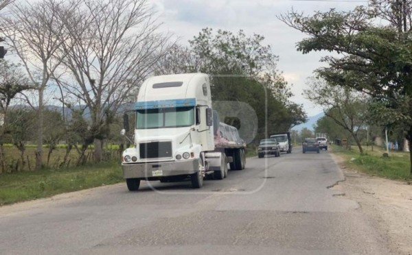 Empresarios repararán carretera de occidente, ante pésimo estado de la vía