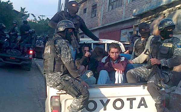 Policía hondureña arresta a exagente policial en operativos