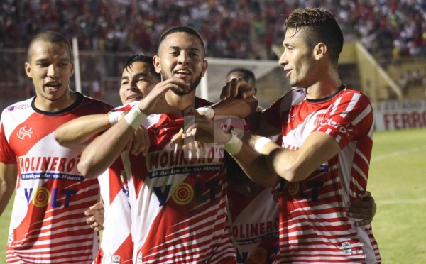 ¡Batacazo! Olimpia fue derrotado ante un sorprendente Vida en el inicio de la pentagonal