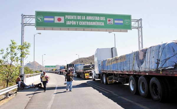 Cierran fronteras entre Honduras y El Salvador por manifestaciones