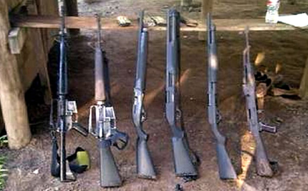 Detienen a extranjeros con armas de guerra en el Caribe de Honduras