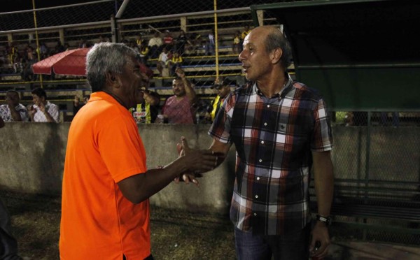 Héctor Castellón: 'Si me toca irme ahí les dejo el campeonato'