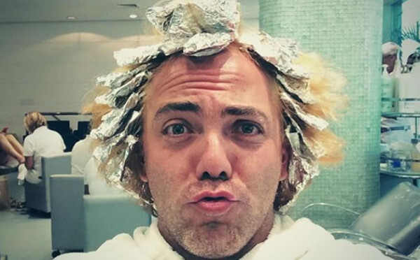 Cristian Castro, del spa al salón de belleza