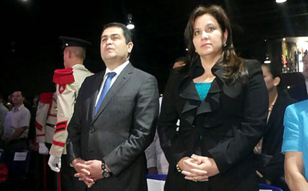 Honduras: Nuevos funcionarios reciben credenciales del TSE