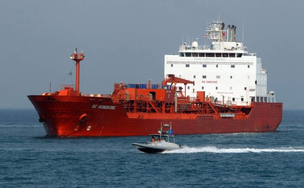 Irán vuelve a provocar a EEUU al capturar un 'petrolero extranjero'