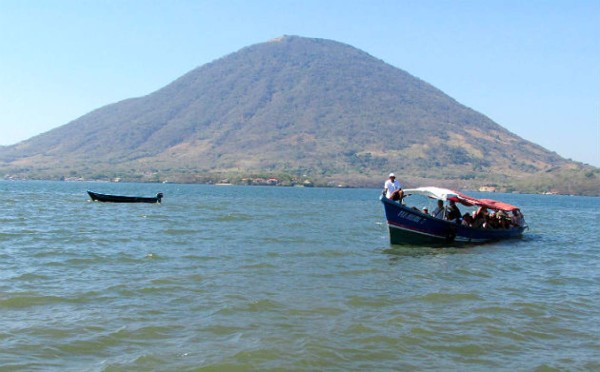 Denuncian ataque militar de Honduras a pescadores salvadoreños
