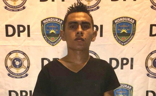 Capturan a marero con bolsas de supuesto crack y cocaína en Santa Bárbara