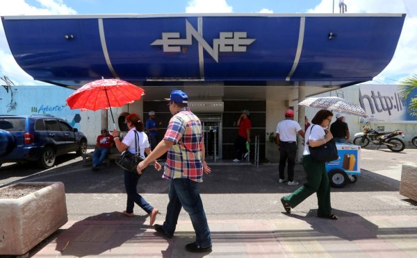 Pérdidas de la Enee llegarán a 28.65% el próximo año y 28.05% en 2018