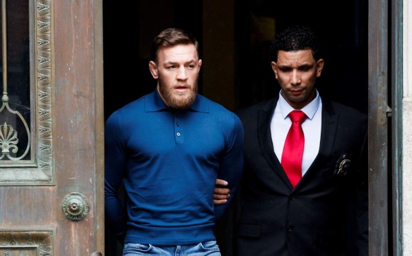 Liberan a Conor McGregor tras pagar fianza de 50 mil dólares