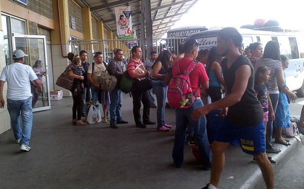 Honduras: Miles de personas siguen abandonando San Pedro Sula