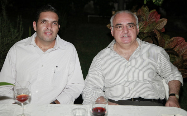 Velada de tradiciones y hermandad